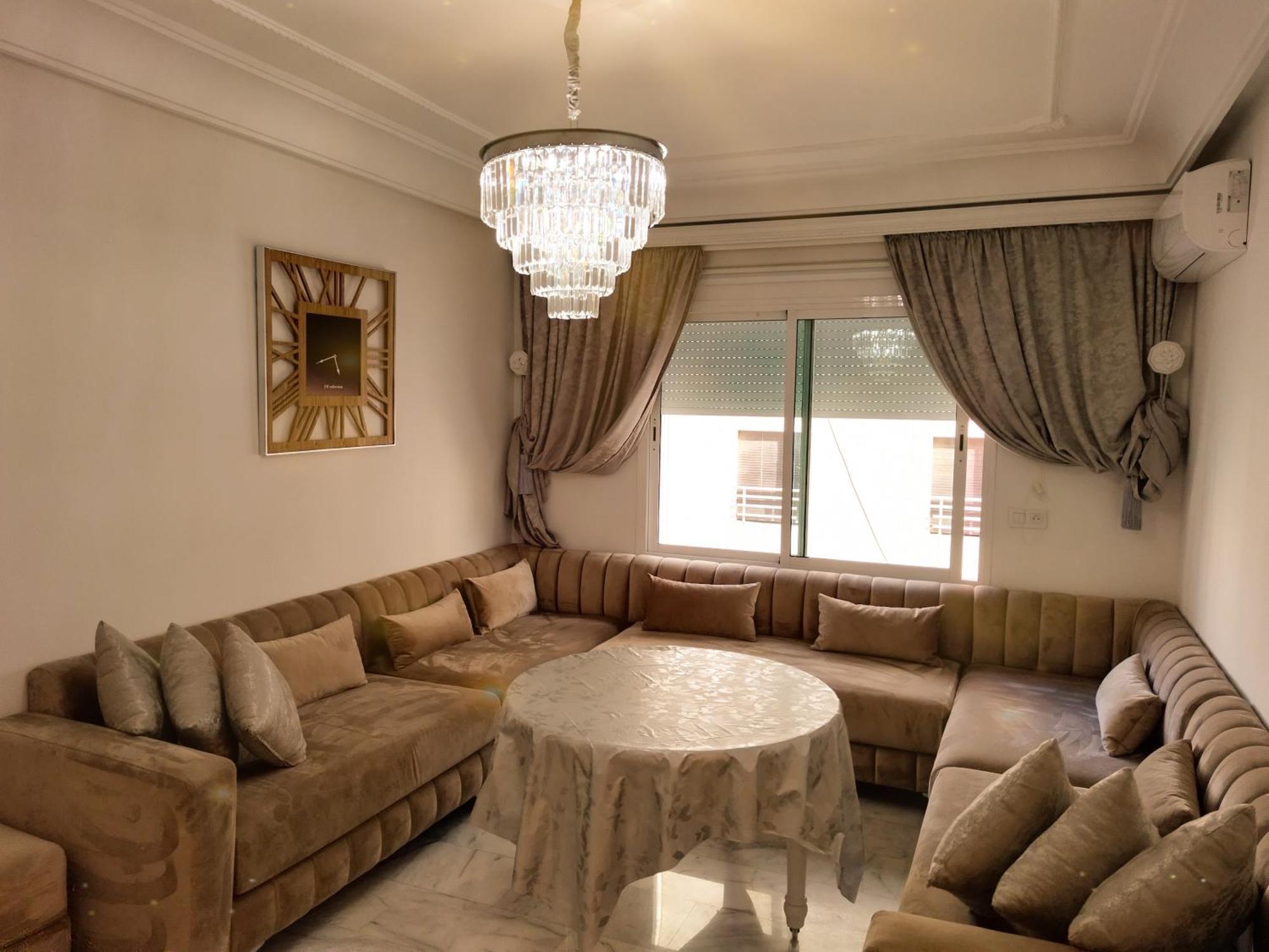 Incroyable Appartement A Playa Enface Cafe Sky 17 Tangier Exterior photo
