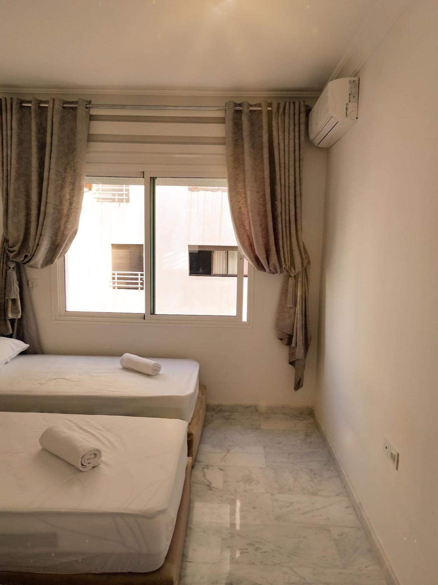 Incroyable Appartement A Playa Enface Cafe Sky 17 Tangier Exterior photo