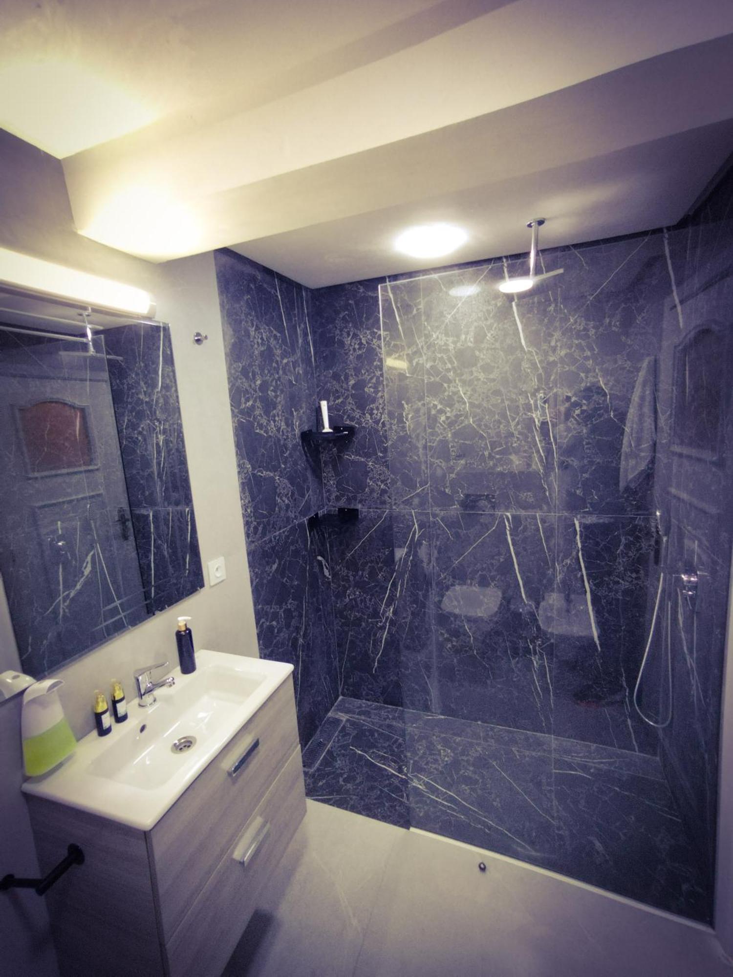 Incroyable Appartement A Playa Enface Cafe Sky 17 Tangier Exterior photo